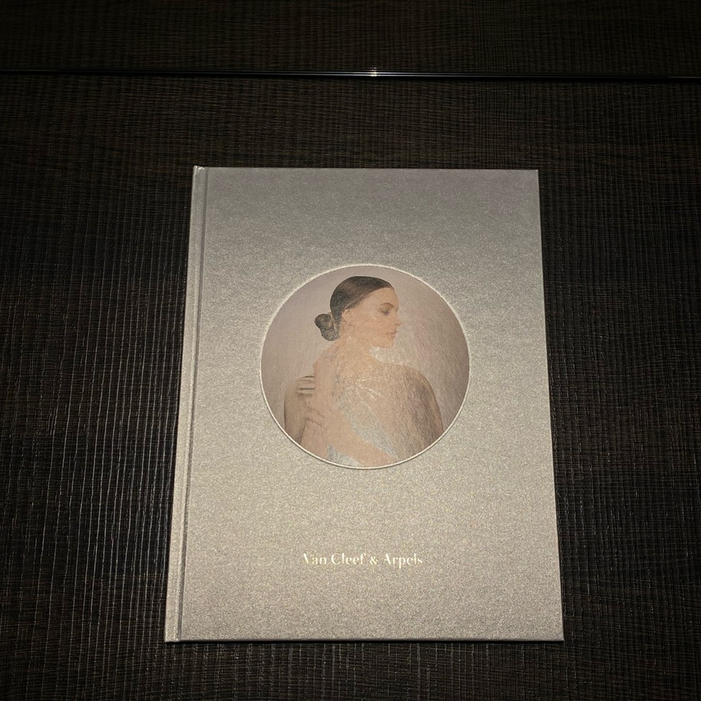 VAN CLEEF BOOK